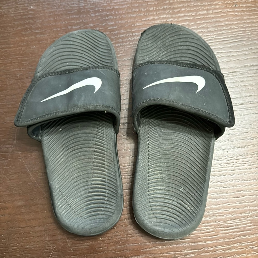 Nike Slides Kids size 12